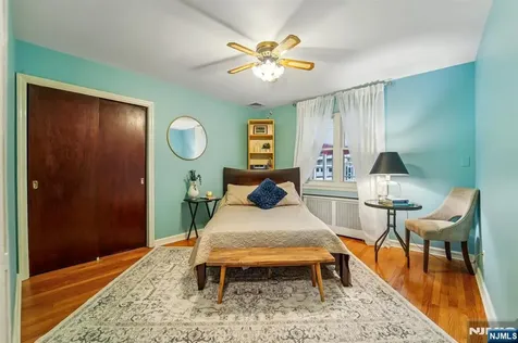 145 Willow Street Elmwood Park NJ 07407