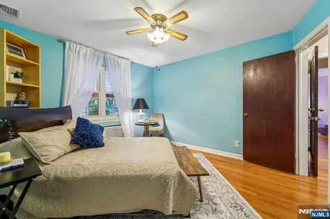 145 Willow Street Elmwood Park NJ 07407