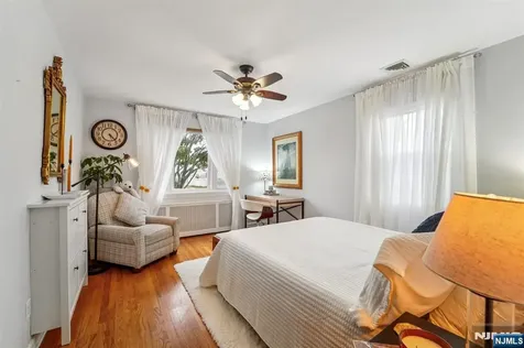 145 Willow Street Elmwood Park NJ 07407