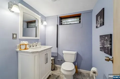 145 Willow Street Elmwood Park NJ 07407