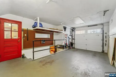 145 Willow Street Elmwood Park NJ 07407