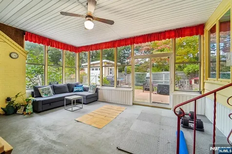 145 Willow Street Elmwood Park NJ 07407