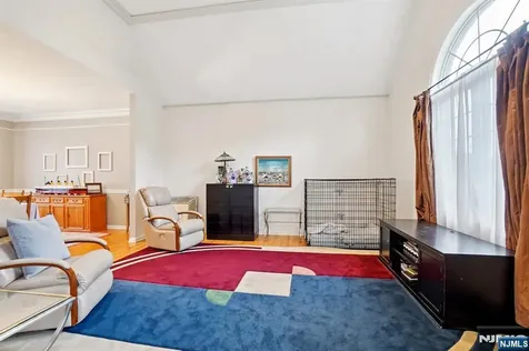 18 Boulder Trail Mahwah NJ 07430