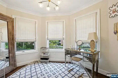 18 Boulder Trail Mahwah NJ 07430