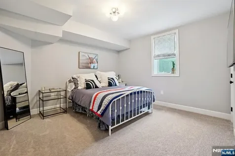 18 Boulder Trail Mahwah NJ 07430