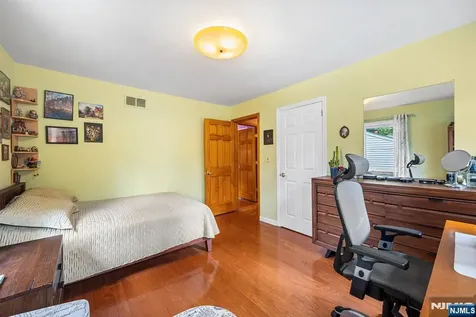 45 Brandon Avenue Livingston NJ 07039