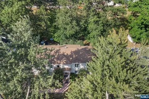 45 Brandon Avenue Livingston NJ 07039