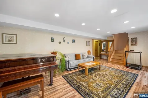 45 Brandon Avenue Livingston NJ 07039