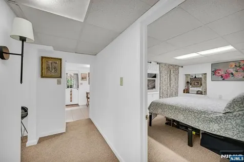 92 Lakeview Terrace Oakland NJ 07436
