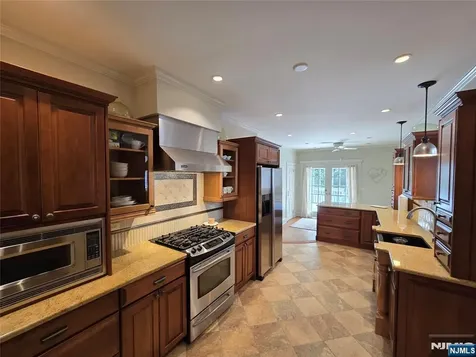 224 Cleveland Avenue Hasbrouck Heights NJ 07604