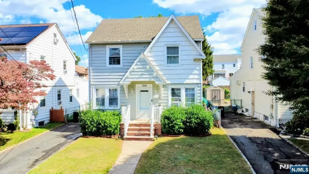 154 Carpenter Street Belleville NJ 07109