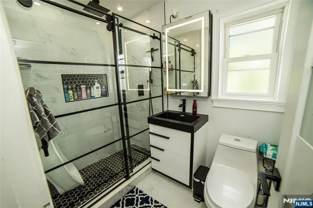 154 Carpenter Street Belleville NJ 07109