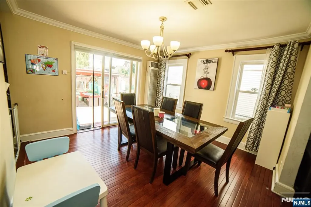 154 Carpenter Street Belleville NJ 07109