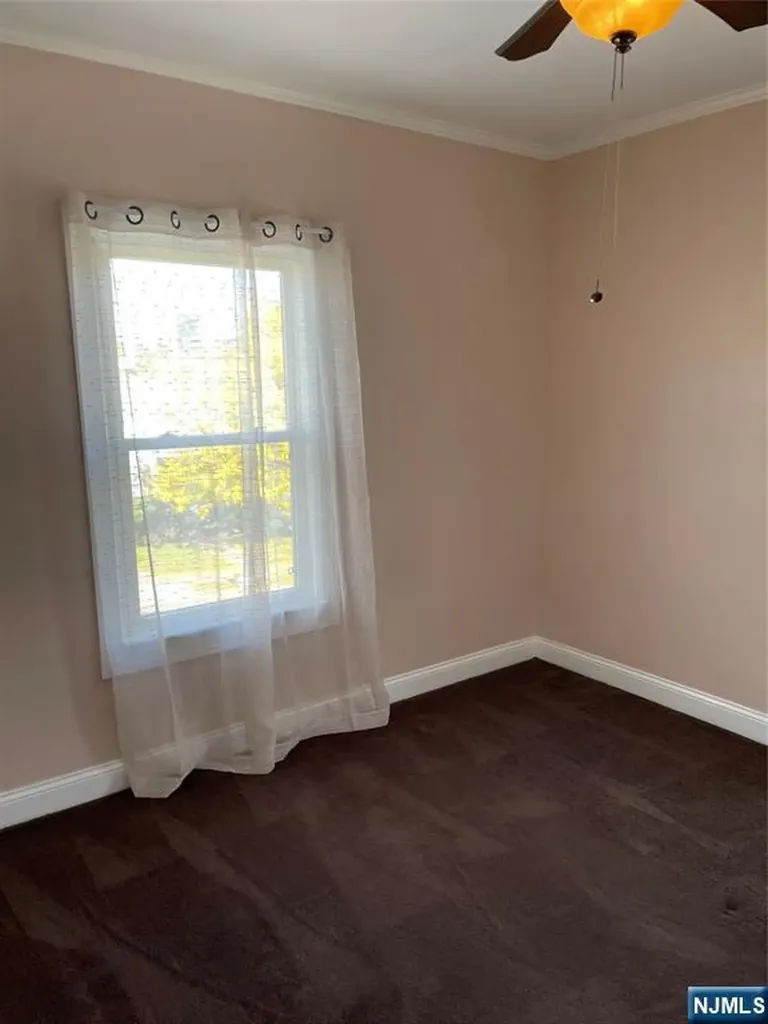 71 Gillespie Road Bloomfield NJ 07003