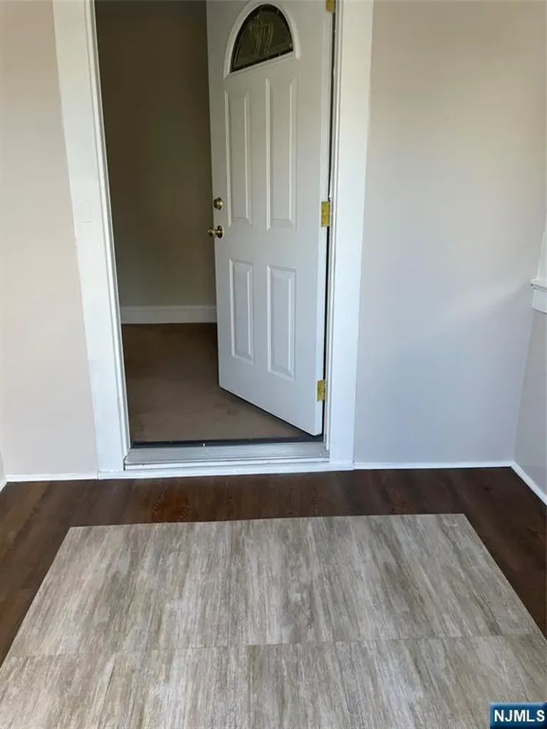 71 Gillespie Road Bloomfield NJ 07003