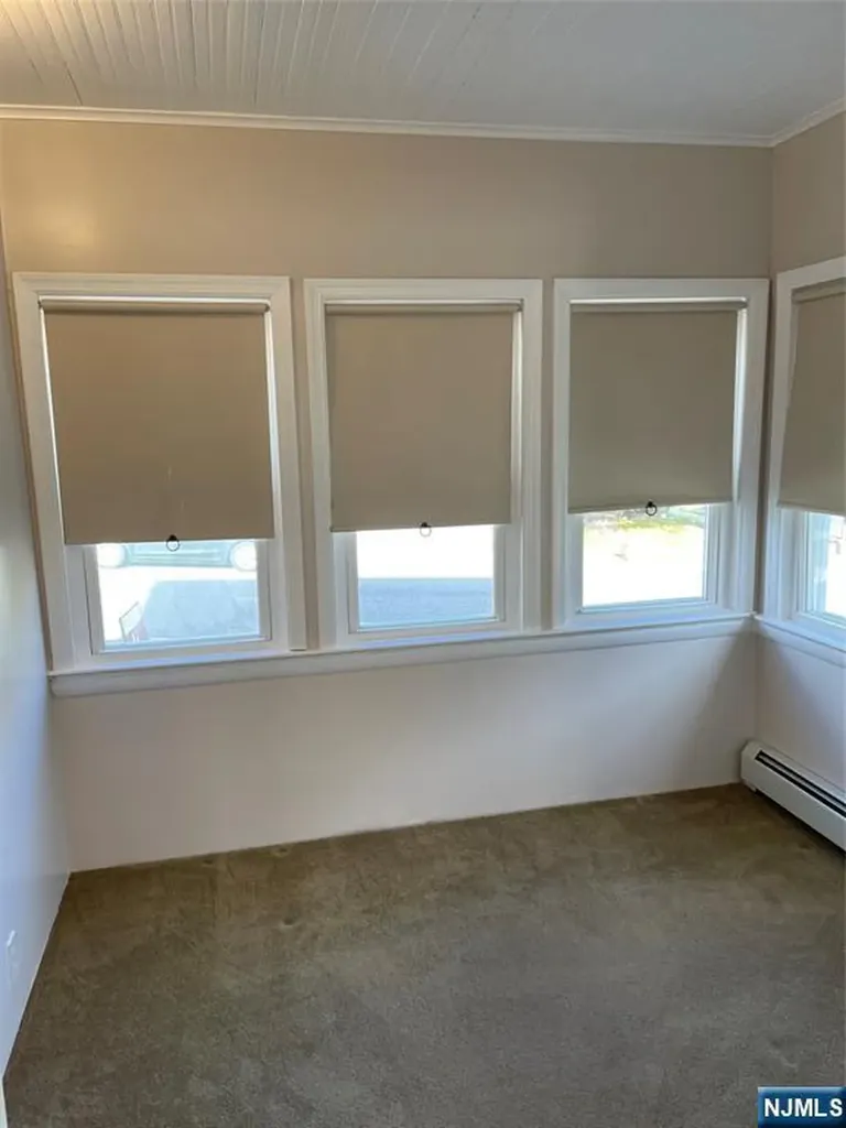 71 Gillespie Road Bloomfield NJ 07003