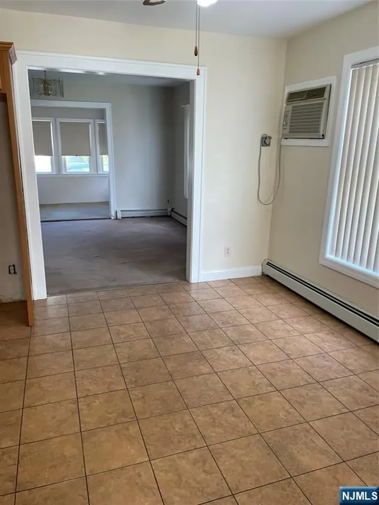 71 Gillespie Road Bloomfield NJ 07003