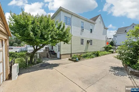 95-97 Caldwell Paterson NJ 07501