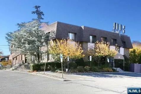 44 Godwin Avenue Midland Park NJ 07432