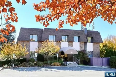 44 Godwin Avenue Midland Park NJ 07432