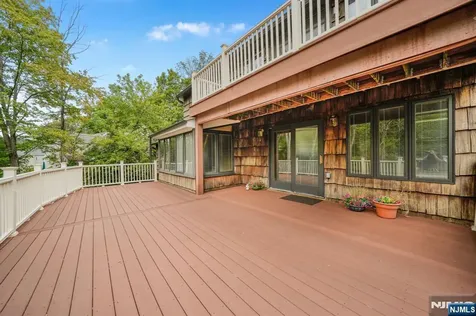 63 Passaic Valley Road Montville Township NJ 07045