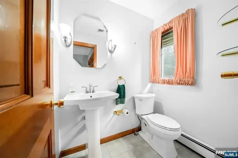 63 Passaic Valley Road Montville Township NJ 07045