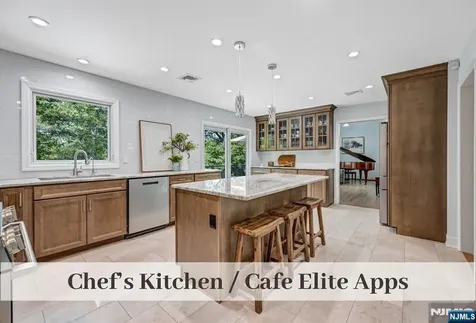 24 Red Rock Court Ridgewood NJ 07450