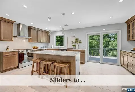 24 Red Rock Court Ridgewood NJ 07450
