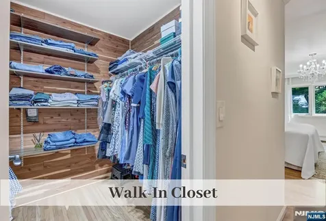 24 Red Rock Court Ridgewood NJ 07450