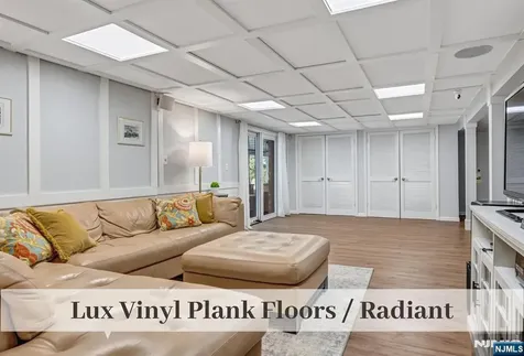 24 Red Rock Court Ridgewood NJ 07450