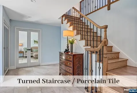 24 Red Rock Court Ridgewood NJ 07450