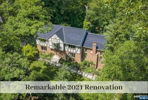 24 Red Rock Court Ridgewood NJ 07450