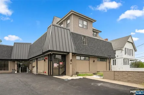 35 Pangborn Place Hackensack NJ 07601