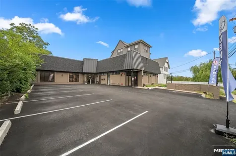 35 Pangborn Place Hackensack NJ 07601
