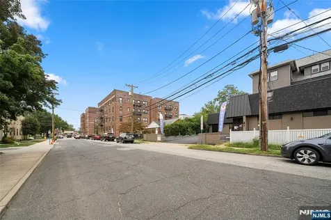 35 Pangborn Place Hackensack NJ 07601
