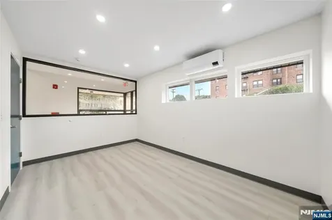 35 Pangborn Place Hackensack NJ 07601