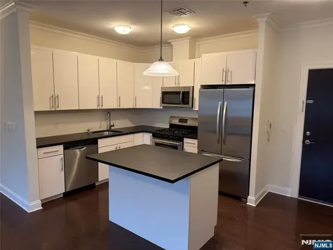 2001 Hudson Terrace Fort Lee NJ 07024