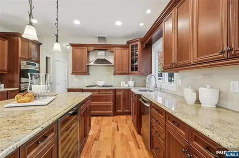59 Prospect Avenue Woodcliff Lake NJ 07677
