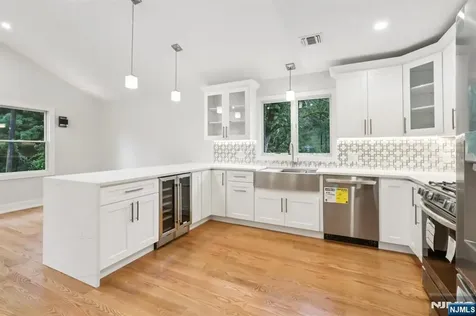 14 Redwood Street Bergenfield NJ 07621
