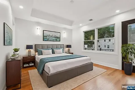 14 Redwood Street Bergenfield NJ 07621