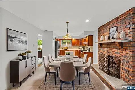 6 Old Orchard Drive Hawthorne NJ 07506