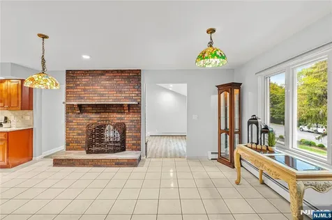 6 Old Orchard Drive Hawthorne NJ 07506