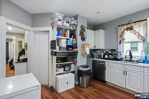 228 Madison Avenue Irvington NJ 07111
