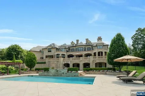 123 E Saddle River Road Saddle River NJ 07458