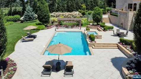 123 E Saddle River Road Saddle River NJ 07458