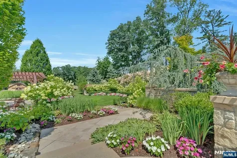 123 E Saddle River Road Saddle River NJ 07458