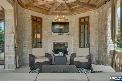 123 E Saddle River Road Saddle River NJ 07458