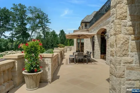 123 E Saddle River Road Saddle River NJ 07458
