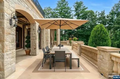 123 E Saddle River Road Saddle River NJ 07458