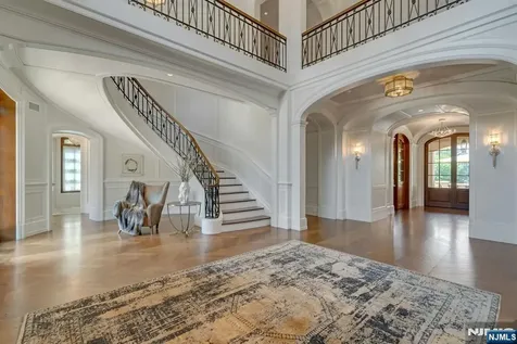 123 E Saddle River Road Saddle River NJ 07458